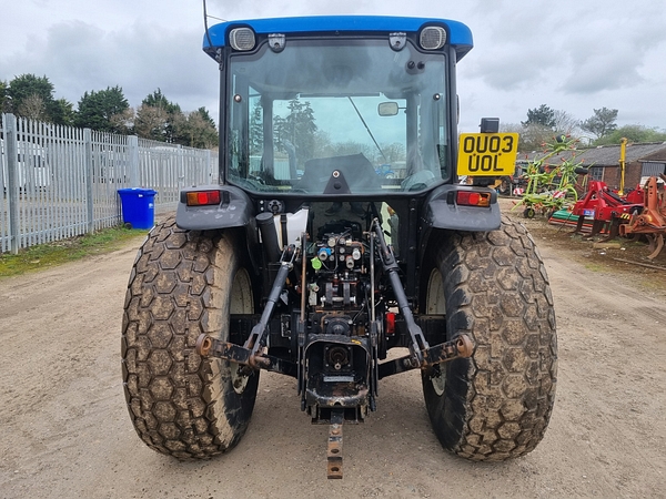 Chris Atkin & Son Ltd - New Holland TN 75S